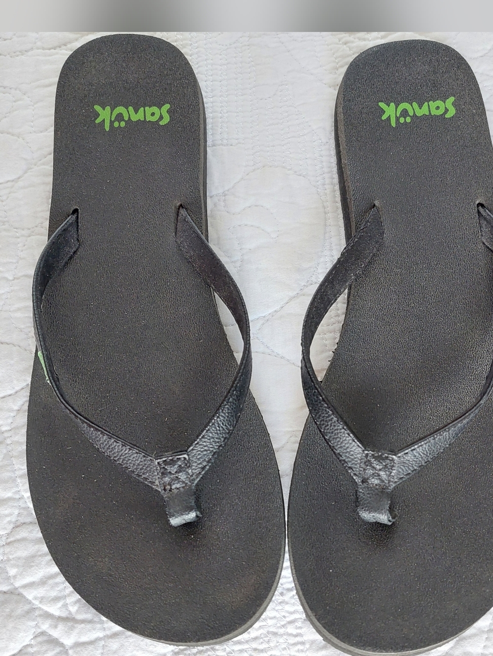Sanuk Flip Flops Womens Yoga Size 8 M Joy Black Slide Sandals